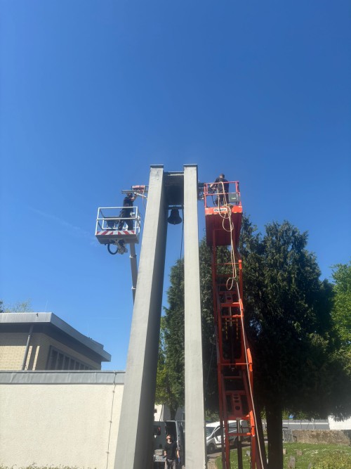 Kernbohrung durch Betonpfeiler mit Hubarbeitsbühne für großen Durchmesser Saarbrücken